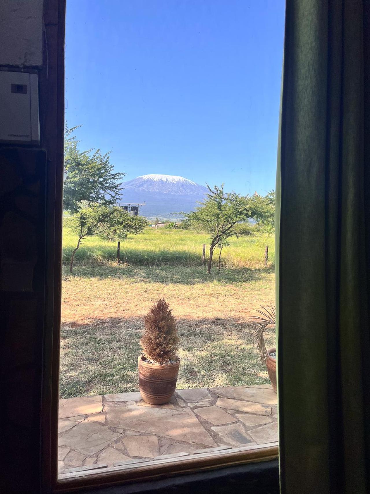 Kilimanjaro View Cabin-Amboseli Oloitokitok Værelse billede