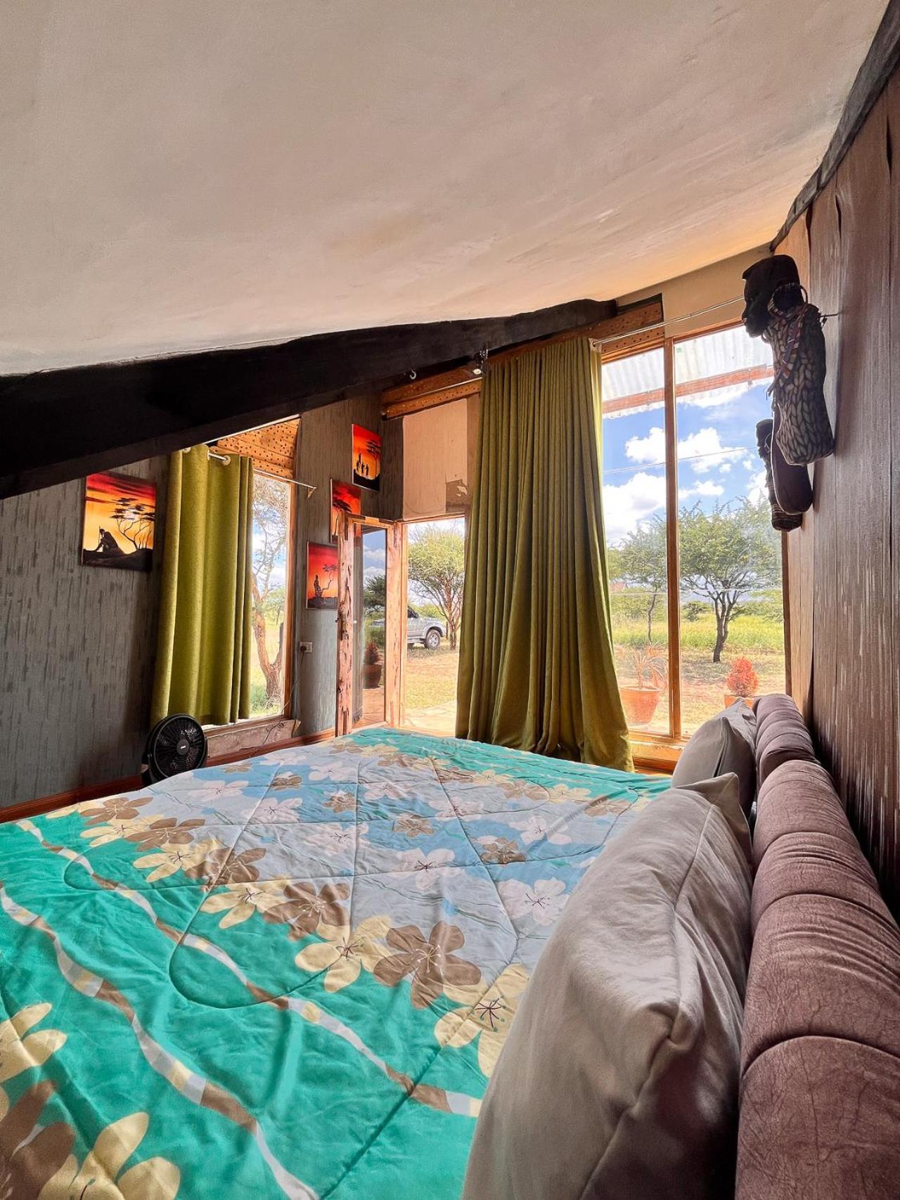Kilimanjaro View Cabin-Amboseli Oloitokitok Værelse billede