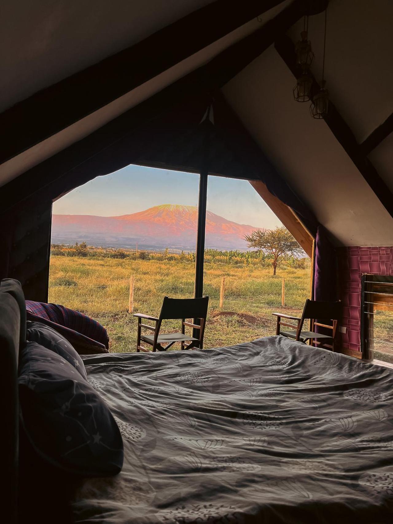 Kilimanjaro View Cabin-Amboseli Oloitokitok Eksteriør billede