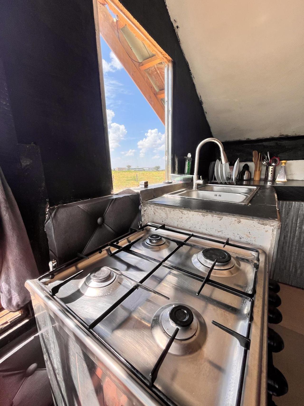 Kilimanjaro View Cabin-Amboseli Oloitokitok Eksteriør billede